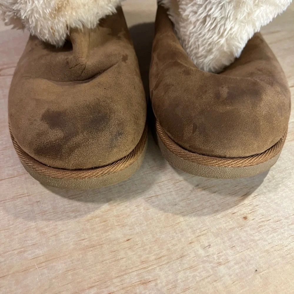 Makalu California Henoa Womens 10 Suede Brown Boots Fur Trimmed Low Boot